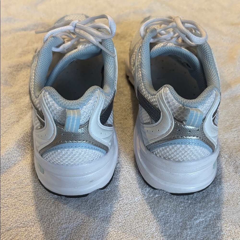 NWOT New Balance 530 White and Blue Sneakers - Picture 8 of 12